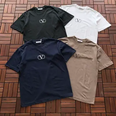 ￥~115 VALENTINO T-SHIRT 55042814 (im 185CM 70KG iwear size M in the photo)