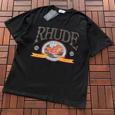 ￥~95 R🔥U🔥E T-SHIRT 55042853 (im 185CM 70KG iwear size M in the photo)