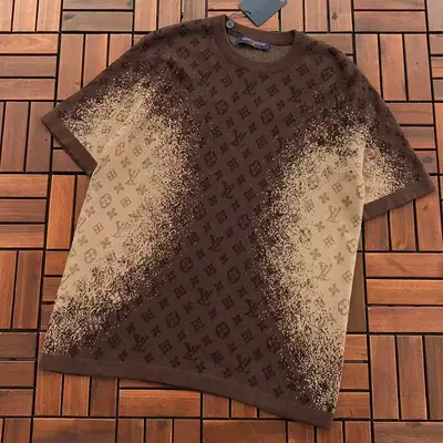 ￥~179 L🔥T-SHIRT SWEATER 55042856 (im 185CM 70KG iwear size S in the photo)
