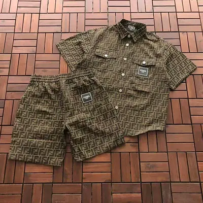 ￥~269 F🔥🔥D🔥 T-SHIRT SHIRT SHORTS 77042918 (im 185CM 70KG iwear size L in the photo)
