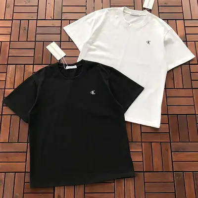 ￥~149 C🔥L🔥IN K🔥E🔥N T-SHIRT 66042911 (im 185CM 80KG iwear size S in the photo)