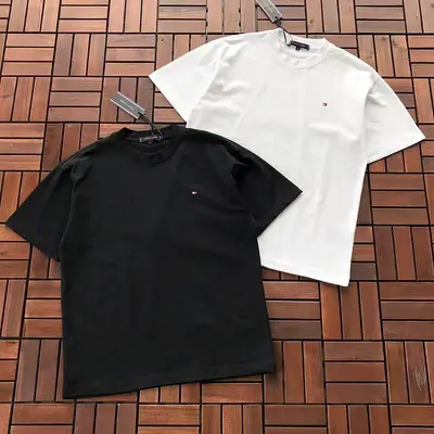 ￥ 99 T 🔥🔥🔥 H🔥🔥🔥R T-SHIRT 88050404 (im 185CM 80KG iwear size M in the photo)