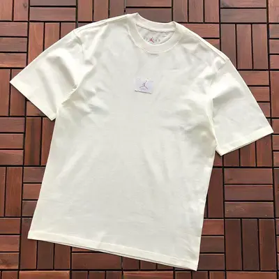￥85 AIR J🔥RD🔥N T-SHIRT 88050409 (im 185CM 80KG iwear size S in the photo)