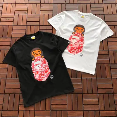￥~89 BAPE T-SHIRT 55050621 (im 185CM 70KG iwear size M in the photo)