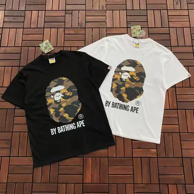 ￥~89 BAPE T-SHIRT 55050620 (im 185CM 70KG iwear size M in the photo)