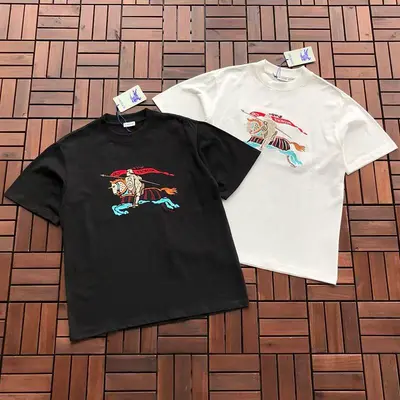 ￥~109 B🔥RB🔥RRY T-SHIRT 77050637 (im 185CM 80KG iwear size S in the photo)