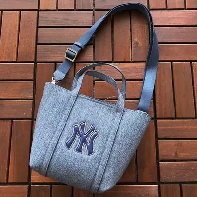 ¥~115 MLB BAG 66050738 (长25CM*宽19CM*高10CM)