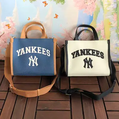 ¥~115 MLB BAG 66050728 (长22CM*宽19CM*高9CM)