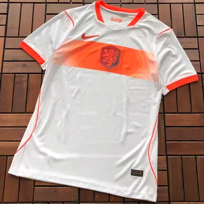 ¥69 FOOTBALL T-SHIRT 55050874 (im 185CM 70KG iwear size M in the photo)