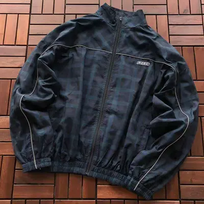 ￥~235 MA🔥TI🔥E R🔥🔥E JACKET 55050720 (im 185CM 70KG iwear size S in the photo)