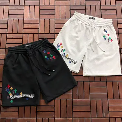 ￥~125 CH🔥OM🔥 HE🔥RTS SHORTS 77050891 (im 185CM 80KG iwear size XL in the photo)