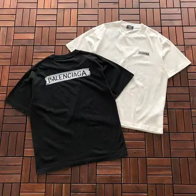 ￥~125 B🔥L🔥🔥🔥IA🔥A T-SHIRT 55050817 (im 185CM 70KG iwear size M in the photo)