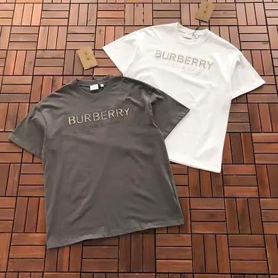 ￥~119 B🔥RB🔥RRY T-SHIRT 77051057 (im 180CM 68KG iwear size S in the photo)