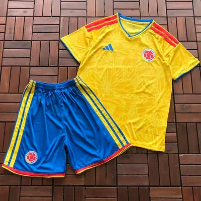￥~65 FOOTBALL T-SHIRT SHORTS 66051156 (im 185CM 70KG iwear size M in the photo)