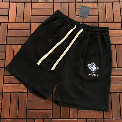 ￥~169 L🔥SHORTS 66051054 (im 185CM 70KG iwear size XL in the photo)