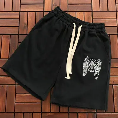 ￥~169 CH🔥OM🔥 HE🔥RTS SHORTS 66051199 (im 185CM 70KG iwear size M in the photo)