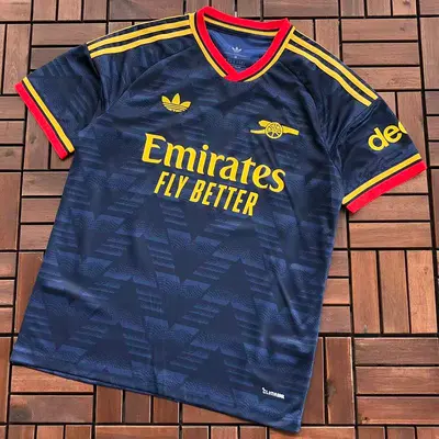 ￥ ~ 59 FOOTBALL T-SHIRT 55051140 (im 185CM 80KG iwear size M in the photo)