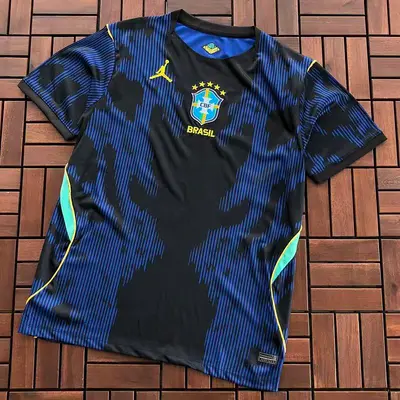 ￥ ~ 59 FOOTBALL T-SHIRT 55051141 (im 185CM 80KG iwear size M in the photo)