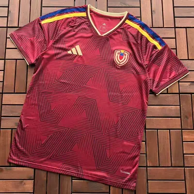 ￥~59 FOOTBALL T-SHIRT 55051129 (im 185CM 80KG iwear size M in the photo)