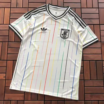 ￥~65 FOOTBALL T-SHIRT 66051102 (im 185CM 70KG iwear size M in the photo)