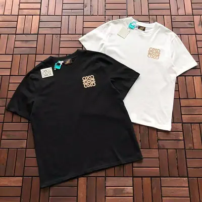 ￥~129 L🔥E🔥🔥 T-SHIRT 77051237 (im 185CM 80KG iwear size L in the photo)