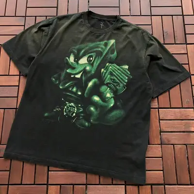 ￥~95 TRAVIS SCOTT T-SHIRT 77051274 (im 185CM 80KG iwear size M in the photo)