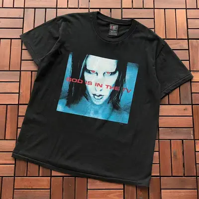 ￥95 VINTAGE T-SHIRT 88051238 (im 185CM 80KG iwear size M in the photo)