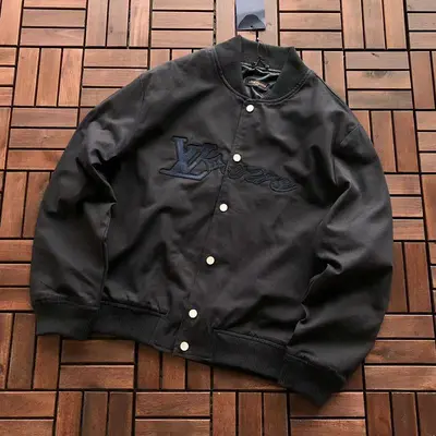 ￥199 L🔥JACKET 88051258 (im 185CM 80KG iwear size S in the photo)