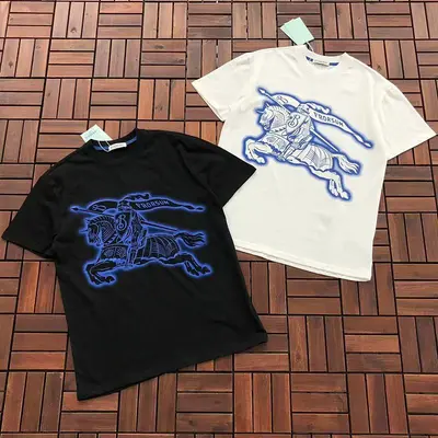 ￥~99 B🔥RB🔥RRY T-SHIRT 77051337 (im 185CM 70KG iwear size M in the photo)