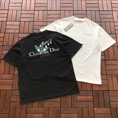 ￥~99 D🔥O🔥 T-SHIRT 77051346 (im 185CM 70KG iwear size M in the photo)