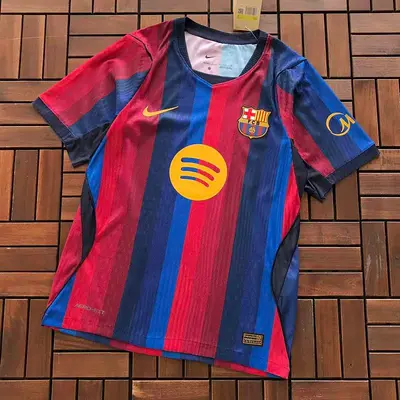 ￥~65 FOOTBALL T-SHIRT 55051326 (im 185CM 70KG iwear size S in the photo)