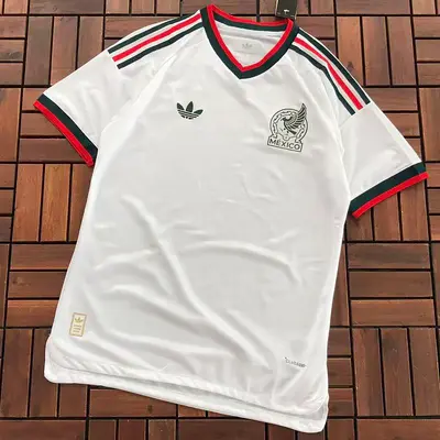 ￥~65 FOOTBALL T-SHIRT 55051347 (im 185CM 70KG iwear size L in the photo)