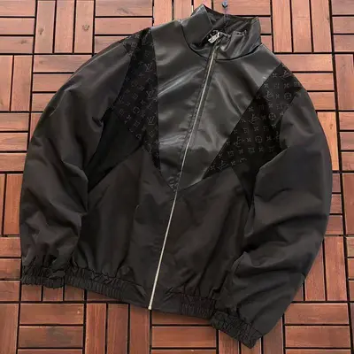 ¥219 L🔥JACKET 88051310 (im 185CM 80KG iwear size S in the photo)