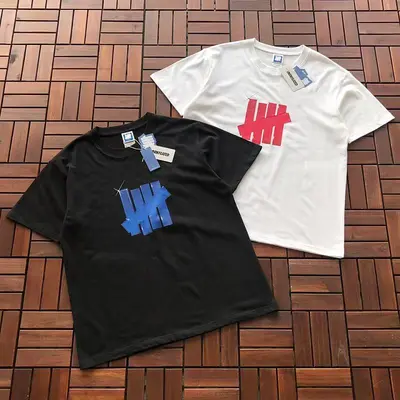 ¥ 99 UNDEFEATED T-SHIRT 88051409 (im 185CM 70KG iwear size M in the photo)