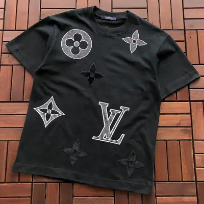 ￥179 L🔥 T-SHIRT 88051426 (im 185CM 70KG iwear size S in the photo)