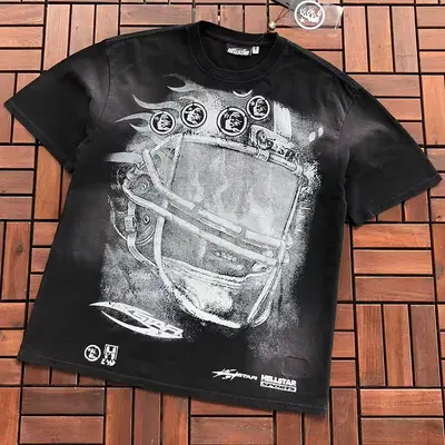 ￥ ~ 115 HELLSTAR T-SHIRT 55051541 (im 185CM 80KG iwear size S in the photo)