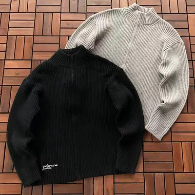 ￥~185 FAR SWEATER 55051555 (im 185CM 80KG iwear size 1 in the photo)