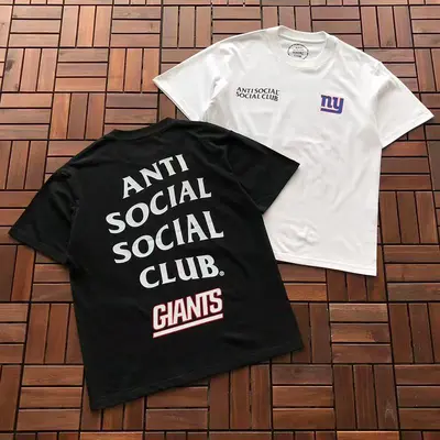 ￥ ~ 85 ANTI SOCIAL SOCIAL CLUB T-SHIRT 55051911 (im 185CM 70KG iwear size M in the photo)