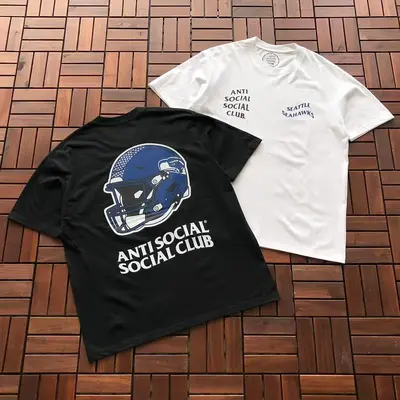￥ ~ 85 ANTI SOCIAL SOCIAL CLUB T-SHIRT 55051907 (im 185CM 70KG iwear size L in the photo)