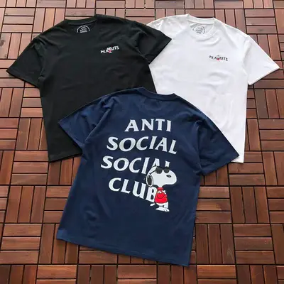 ￥~85 ANTI SOCIAL SOCIAL CLUB T-SHIRT 55051903 (im 185CM 70KG iwear size M in the photo)