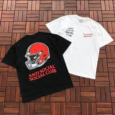 ¥~85 ANTI SOCIAL SOCIAL CLUB T-SHIRT 55051875 (im 185CM 70KG iwear size M in the photo)