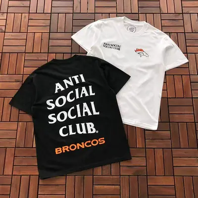 ¥ ~ 85 ANTI SOCIAL SOCIAL CLUB T-SHIRT 55051865 (im 185CM 70KG iwear size M in the photo)