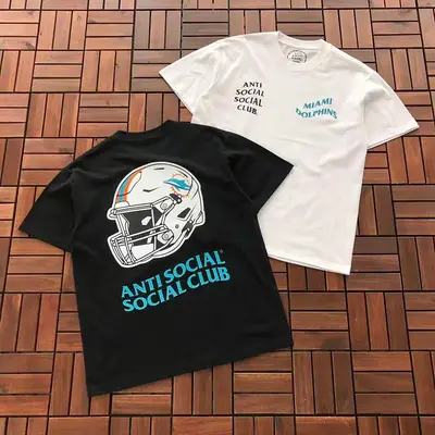 ¥~85 ANTI SOCIAL SOCIAL CLUB T-SHIRT 55051860 (im 185CM 70KG iwear size M in the photo)