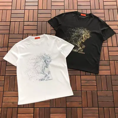 ￥~129 H🔥R🔥E🔥 T-SHIRT 77051819 (im 185CM 80KG iwear size M in the photo)