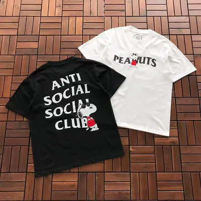 ￥~85 ANTI SOCIAL SOCIAL CLUB T-SHIRT 55051823 (im 185CM 70KG iwear size M in the photo)