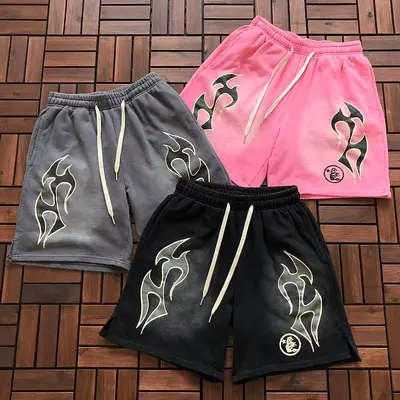￥~125 HELLSTAR SHORTS 55012961 (im 176CM 58KG iwear size S in the photo)