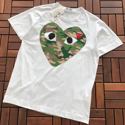 ￥~95 CDG T-SHIRT 11112818 (im 176CM 58KG iwear size M in the photo)