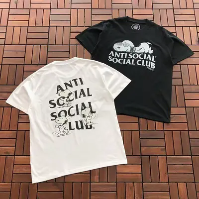 ￥~85 ANTI SOCIAL SOCIAL CLUB T-SHIRT 55052156 (im 185CM 80KG iwear size L in the photo)