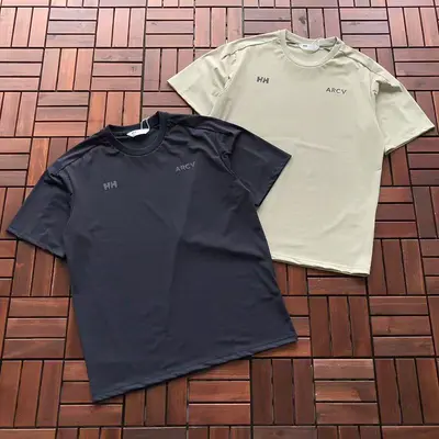 ¥119 HELLY HANSEN T-SHIRT 88052104 (im 185CM 70KG iwear size M in the photo)