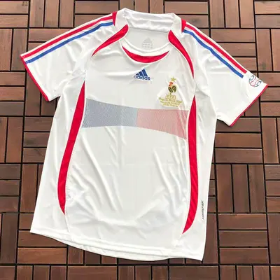 ¥ ~ 69 FOOTBALL T-SHIRT 55052102 (im 185CM 80KG iwear size L in the photo)